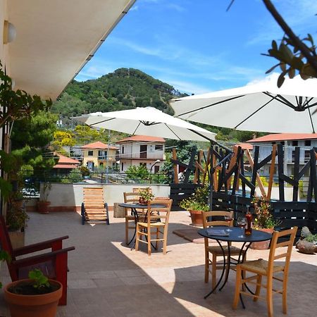 ניקולוסי Gea Etna Apartment&Rooms מראה חיצוני תמונה
